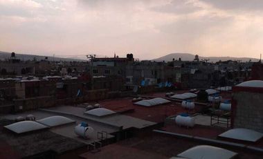 Venta de Casa Beta en Chicoloapan 4 Recamaras 3 Niveles $1,200,000 a tratar