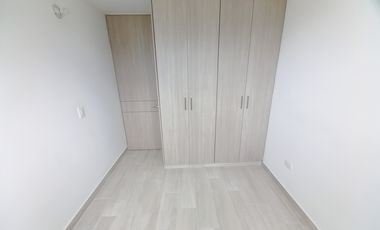 apartamento en arriendo en c.r bosque reservado  piso 14. Cod A13930