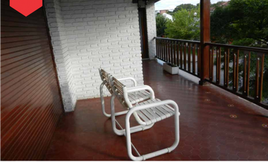 CASA DE ALTO (Calle 28 esq. 25)