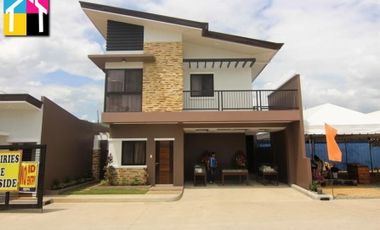 FURNISHED HOUSE WITH 4 BEDROOM PLUS 2 PARKING IN TUNGKOP MINGLANILLA CEBU