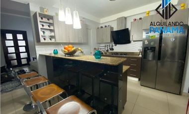 SE VENDE CASA EN COSTA VERDE $265,000 AM