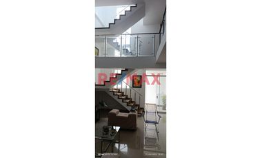Casa Exclusiva En Venta Ubicada En La Urb. Las Palmeras Area 123.00 M2 Precio $155.000