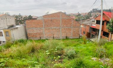 Terreno en venta ubciado en Miraflores, sector Yactahuasi