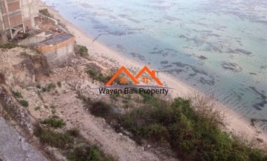 Tanah Pinggir Tebing Pantai Nusa Dua Bali