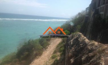 Tanah Pinggir Tebing Pantai Nusa Dua Bali