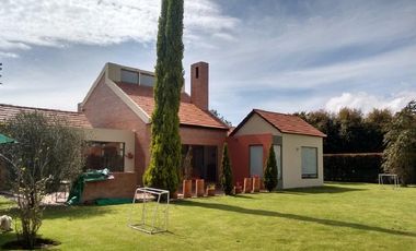 Arriendo Casa Vía Guaymaral Chía De 278 M2 conjunto San Sebastián
