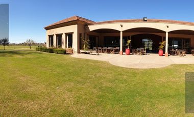 Venta Lote a la Laguna - Club de Campo San Lucas Canning