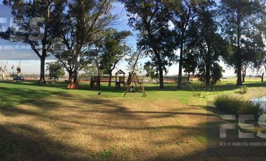 Venta Lote a la Laguna - Club de Campo San Lucas Canning