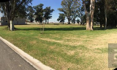 Venta Lote a la Laguna - Club de Campo San Lucas Canning