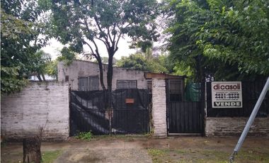 OPORTUNIDAD!! CASA A RECICLAR EN ITUZAINGO NORTE