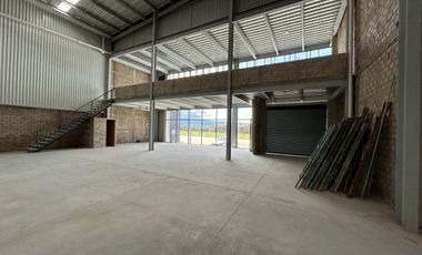 Bodega nueva en venta en Parque industrial al sur de la ciudad