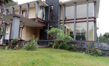 Villa murah siap huni/ disewakan di Komp villa trinity cihideung Bandung Lembang