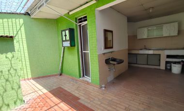 apartamento en arriendo en alameda. Cod A9191320