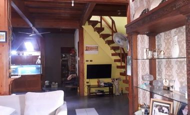 Dijual rumah 2 lantai siap huni di Perumahan Usman purwakarta