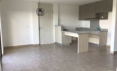 Departamento Zibata con vista al campo de golf