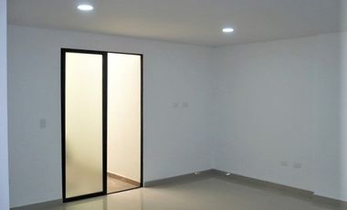 PR12642 SE ARRIENDA OFICINA EN SECTOR GUANTEROS, ENVIGADO