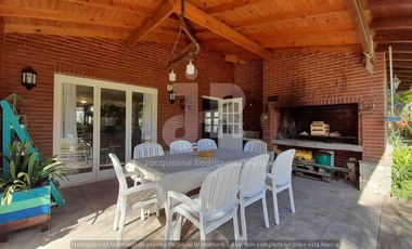 Codigo 634 - Pinamar - Casa En Alquiler - Pileta
