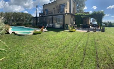 Excelente Casa 5 Amb. En Venta - Barrio La Alameda, Canning (E. Echeverria)