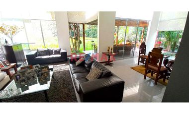 Se Vende Linda Casa En Exclusiva Zona De Lurín *Areas Veerdes *Terraza *Jardín *Precio De Ocasión