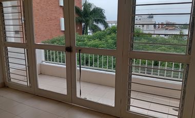 apartamento en arriendo/venta en bellavista. Cod A5048