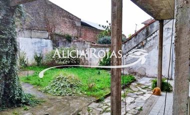 EXCELENTE CASA DE LOTE 10X25 3 AMB-GGE 3 AUTOS-CONSTANIA 1100-CIUDADELA