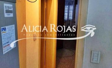 EXCELENTE CASA DE LOTE 10X25 3 AMB-GGE 3 AUTOS-CONSTANIA 1100-CIUDADELA