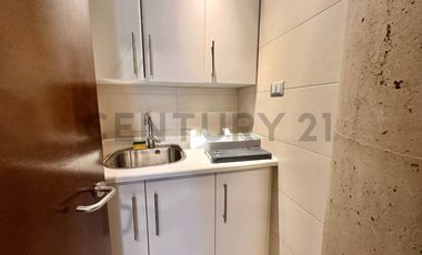 OFICINA EN VENTA, AMOBLADA, METRO LOS DOMINICOS, LAS CONDES