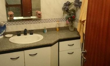 Casa PH en venta en Moron Sur
