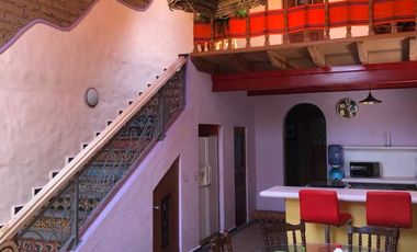 Casa Sola en Ahuatepec Cuernavaca - CRB-1049-Cs