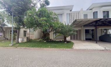 Rumah new mewah elegan di Long beach pakuwon city SBY
