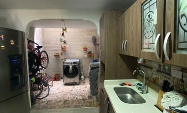 casa en venta en el poblado, loma del indio. Cod V12254