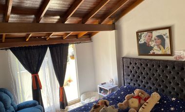 casa en venta en el poblado, loma del indio. Cod V12254