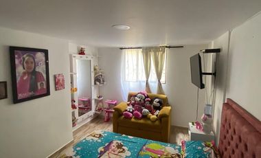casa en venta en el poblado, loma del indio. Cod V12254