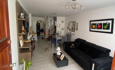 casa en venta en el poblado, loma del indio. Cod V12254