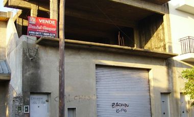 EXCELENTE ZONA - DEPÓSITO DE 100 M2 Y EN PA. DEPTO. A TERMINAR CON PLANOS APROBADOS