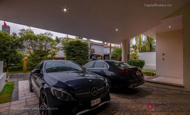 Casa deLujo En  venta en Puerta de Hierro Zona andares