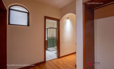Casa deLujo En  venta en Puerta de Hierro Zona andares