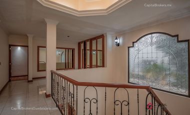Casa deLujo En  venta en Puerta de Hierro Zona andares