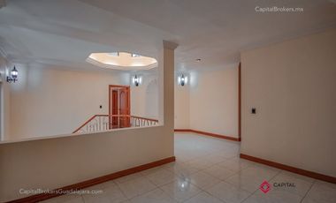 Casa deLujo En  venta en Puerta de Hierro Zona andares