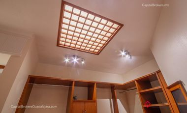 Casa deLujo En  venta en Puerta de Hierro Zona andares