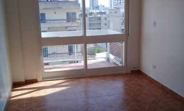 Monoambiente en alquiler  - S.Fer.-Vias/Libert.