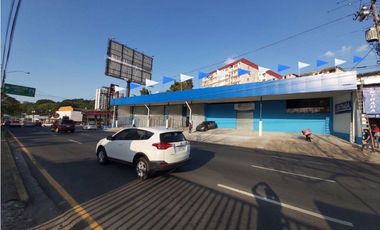 SE ALQUILA GALERA EN AVENIDA NACIONAL $1200
