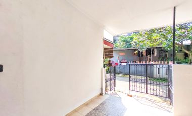 Rumah 5 Mnt ke Living Plaza Pamulang SHM Siap Huni Dibantu KPR J-48163