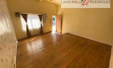 Casa en Venta en 2 Casas, ideal para inversión, Cerro Barón