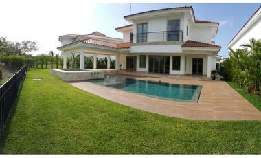 VENTA CASA 4 RECAMARAS SANTA MARIA FAIRWAY ESTATE