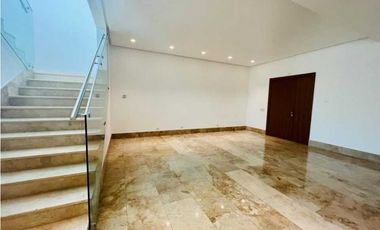 VENTA CASA 4 RECAMARAS SANTA MARIA FAIRWAY ESTATE