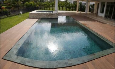 VENTA CASA 4 RECAMARAS SANTA MARIA FAIRWAY ESTATE