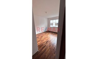 ✨ Vive En Un Edificio De Solo 3 Departamentos, Donde La Tranquilidad, Privacidad Y Comodidad Todavía Existen.