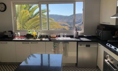 CERRO COGUILES, SECTOR MEDIALUNA LA LAGUNA