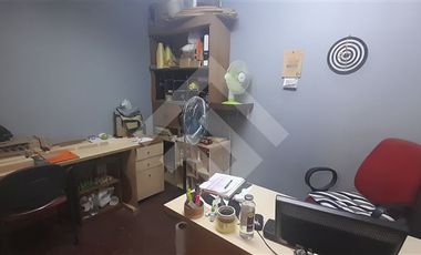 Local Comercial en Venta en Parral / Barón de Juras Reales